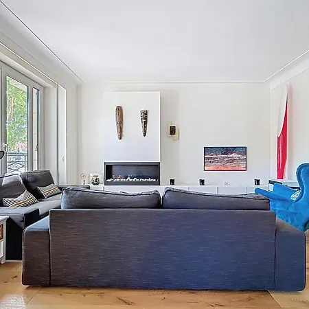 Elegant 3-bedroom With Hammam Near Eiffel Tower 파리